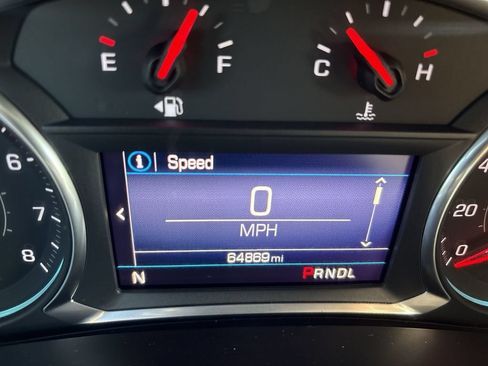 Used 2019 Chevrolet Equinox LT FWD image 12
