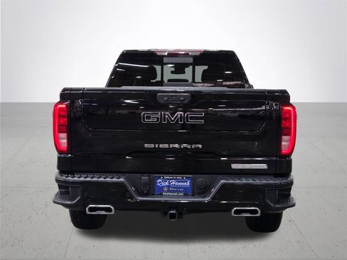 Certified 2022 GMC Sierra 1500 Elevation w/ Elevation Premium Package AWD/4WD image 12