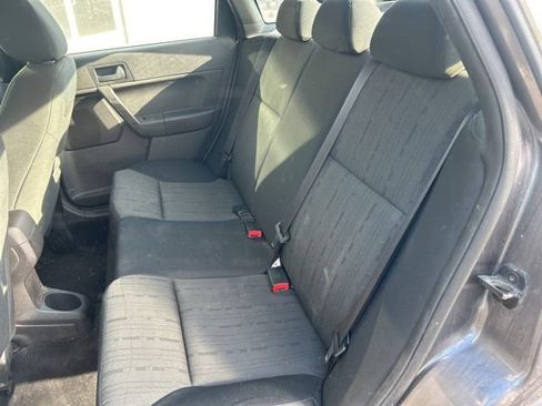 Used 2010 Ford Focus SE image 14