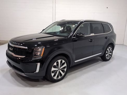 Certified 2022 Kia Telluride EX w/ EX Premium Package FWD image 7