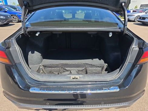 Used 2022 Nissan Altima 2.5 SR FWD image 13