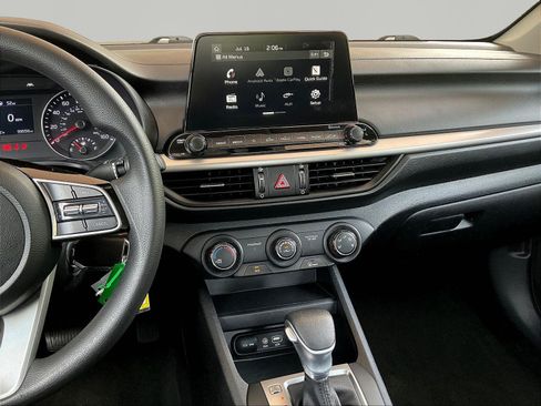 Used 2021 Kia Forte LXS FWD image 9