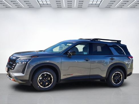 New 2026 Nissan Pathfinder Rock Creek w/ Rock Creek Premium Package AWD/4WD image 7