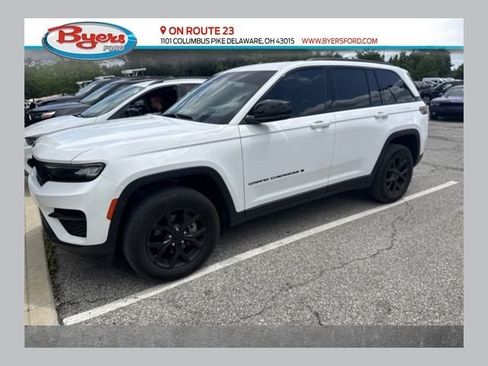 Used 2024 Jeep Grand Cherokee Altitude AWD/4WD image 1