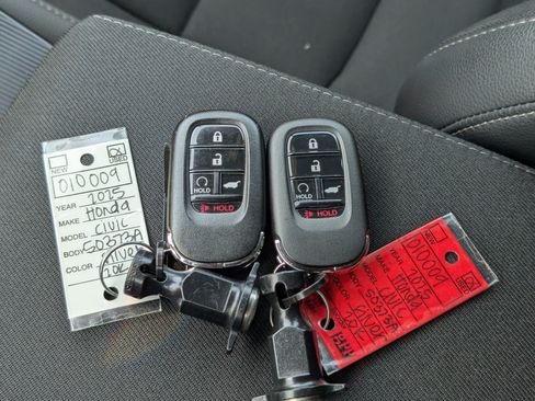 Used 2025 Honda Civic Sport image 35