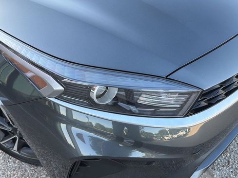Used 2024 Kia Forte LXS FWD image 10
