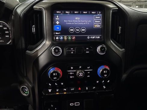 Used 2020 GMC Sierra 2500 Denali w/ Denali Ultimate Package image 21