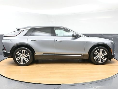 Used 2024 Cadillac Lyriq Tech RWD image 54