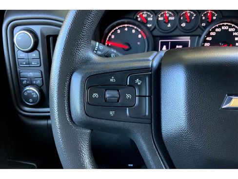 Used 2023 Chevrolet Silverado 1500 Custom image 20