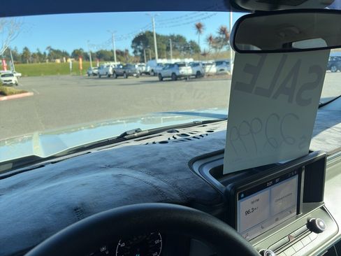 Used 2022 Ford Maverick XL w/ Equipment Group 100A Standard image 14