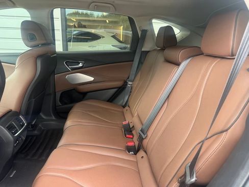 Used 2025 Acura RDX SH-AWD w/ Advance Package image 16