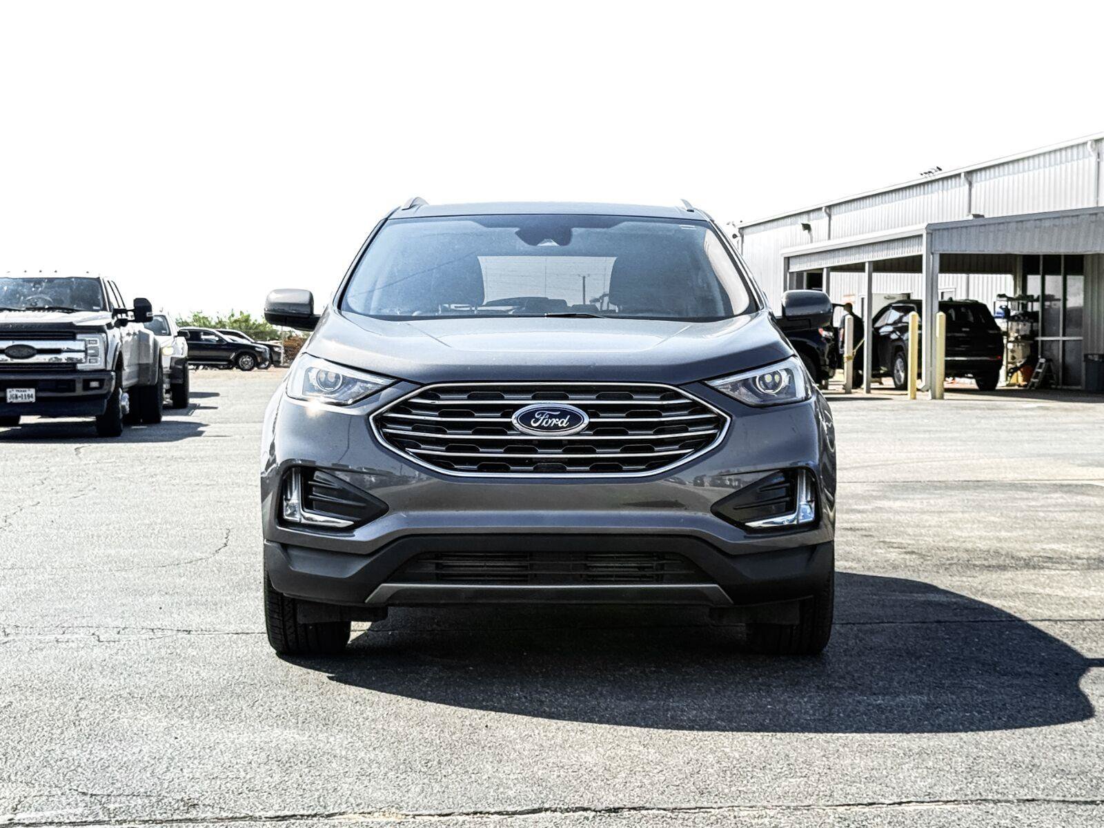 Used 2022 Ford Edge SEL w/ Convenience Package AWD/4WD image 3