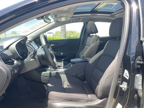 Used 2023 Chevrolet Malibu LT FWD image 18