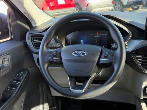 New 2026 Ford Escape Active image 8