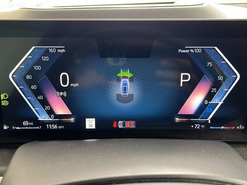 Certified 2024 BMW X7 xDrive40i w/ Premium Package AWD/4WD image 18