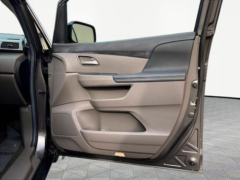 Used 2012 Honda Odyssey EX-L image 29