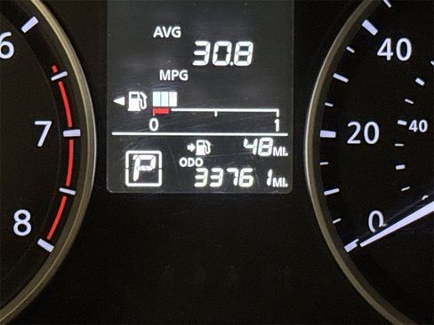 Used 2022 Nissan Versa S image 12