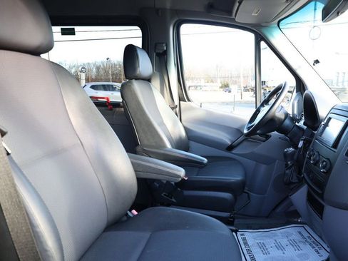Used 2016 Mercedes-Benz Sprinter 3500 image 25