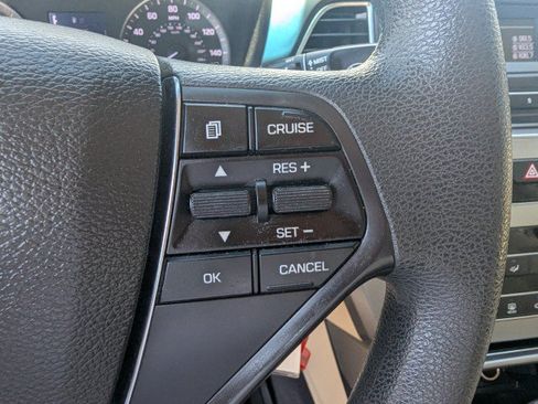 Used 2017 Hyundai Sonata SE FWD image 14