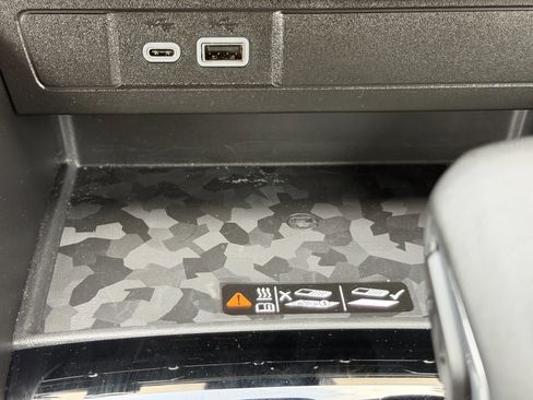 Used 2024 Chevrolet Colorado ZR2 w/ ZR2 Bison Edition image 25