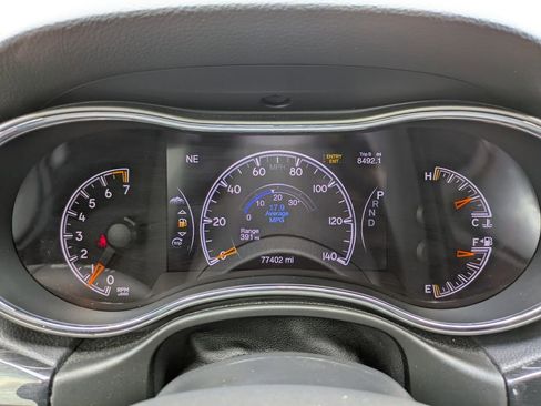 Used 2020 Jeep Grand Cherokee Trailhawk image 3