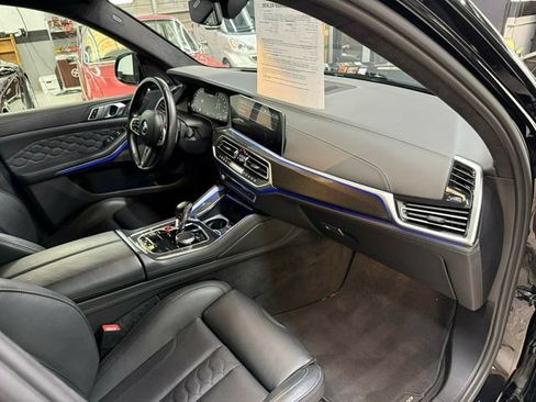 Used 2022 BMW X5 M w/ Competition Package 2 AWD/4WD image 17
