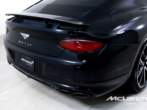 Used 2022 Bentley Continental GT image 35