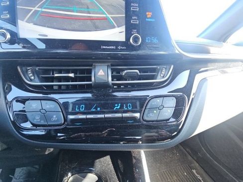 Used 2019 Toyota C-HR XLE FWD image 20