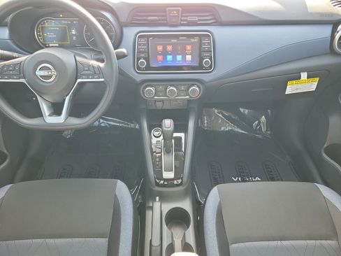 Used 2025 Nissan Versa SV w/ Trunk Package FWD image 18