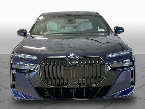 New 2026 BMW 760i xDrive w/ Executive Package AWD/4WD image 3