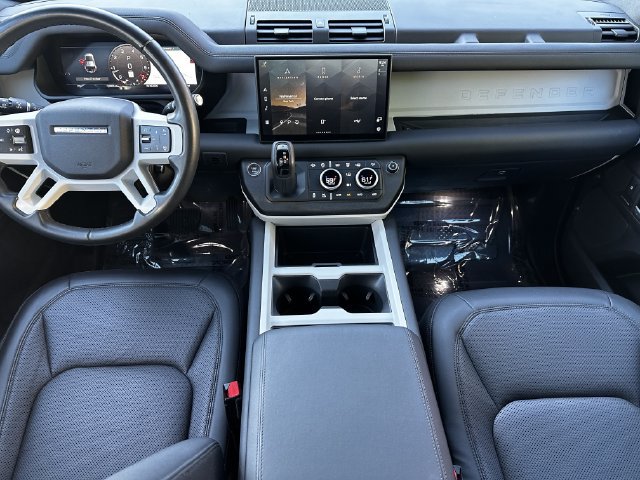 Used 2025 Land Rover Defender 110 S AWD/4WD image 15