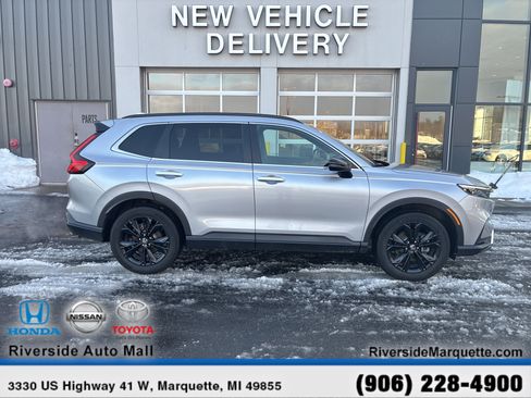 Used 2025 Honda CR-V Sport Touring image 10