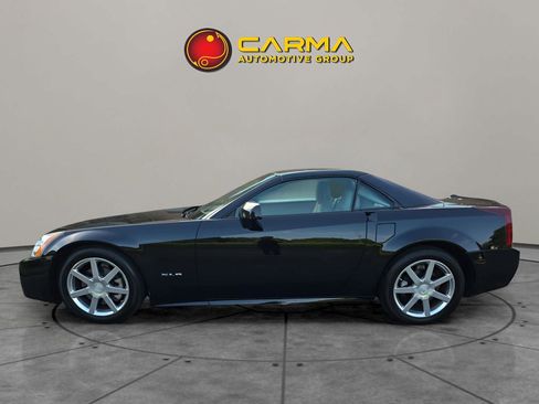 Used 2004 Cadillac XLR image 2