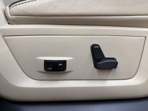 Used 2018 RAM 3500 Laramie Longhorn image 28