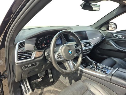 Used 2021 BMW X5 M50i image 15