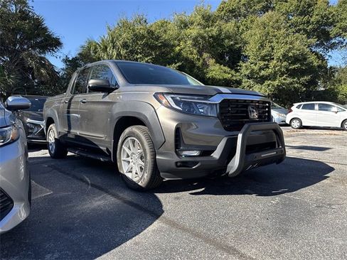 Certified 2022 Honda Ridgeline RTL-E image 2
