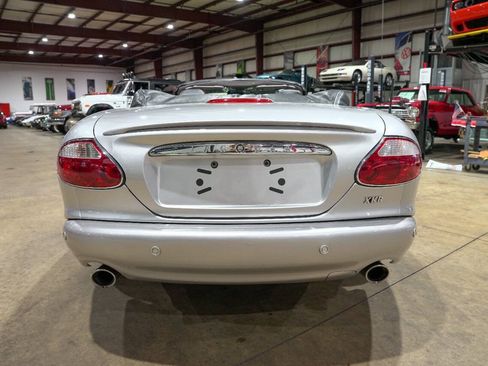 Used 2001 Jaguar XK8 Convertible RWD image 7