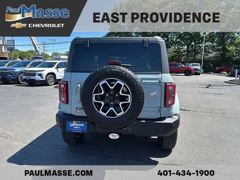 Used 2023 Ford Bronco Outer Banks AWD/4WD image 6