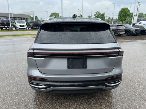 Used 2024 Lincoln Nautilus Reserve w/ Equipment Group 202A AWD/4WD image 6