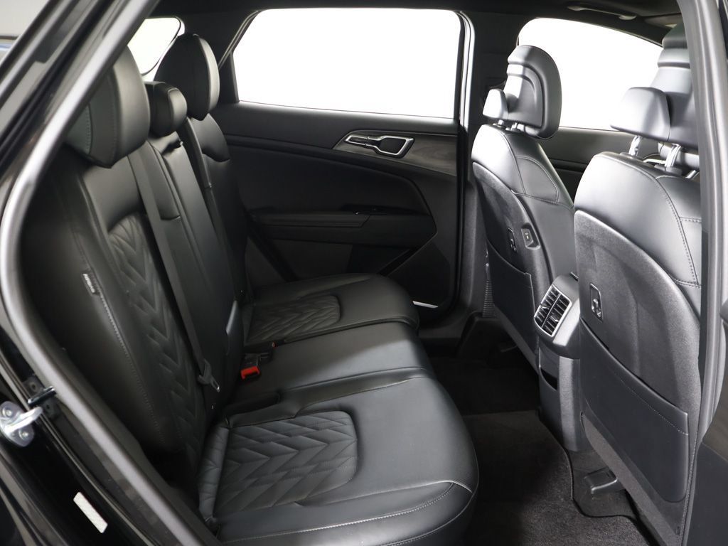 Certified 2024 Kia Sportage X-Line w/ X-Line Premium Package AWD/4WD image 37