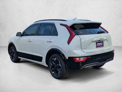 Used 2025 Kia Niro Wind FWD image 8