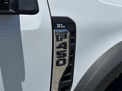 New 2024 Ford F450 XL w/ XL Chrome Package image 20