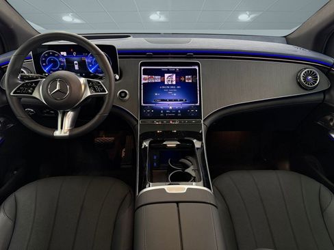 New 2026 Mercedes-Benz EQE 320 4MATIC SUV image 14