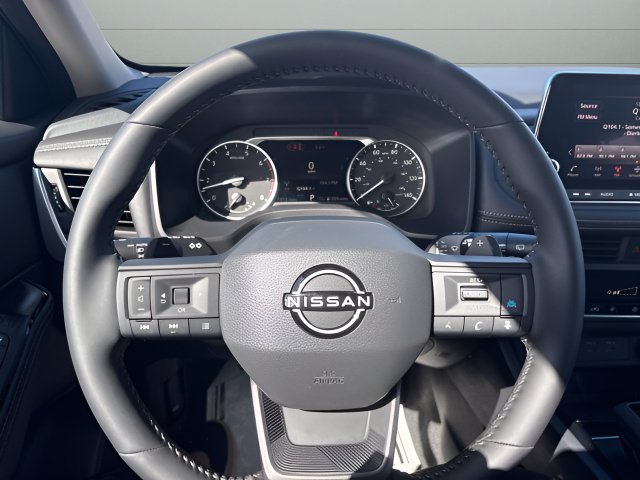 Certified 2026 Nissan Rogue Dark Armor AWD/4WD image 12