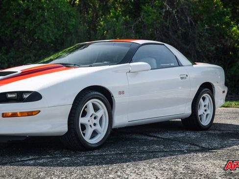 Used 1997 Chevrolet Camaro SS w/ SS Alteration Pkg image 41