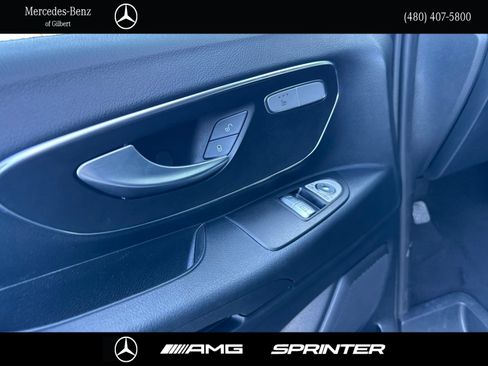 Used 2023 Mercedes-Benz Metris Passenger image 19