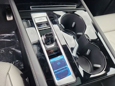 New 2026 Volkswagen Atlas Cross Sport SEL Premium R-Line image 13