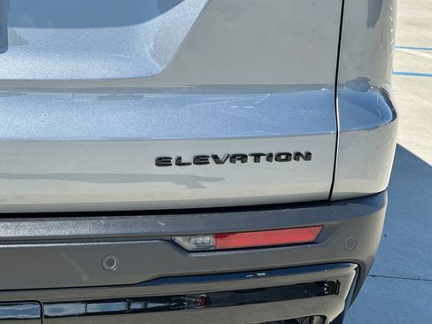 New 2026 GMC Acadia Elevation w/ Black Edition FWD image 28