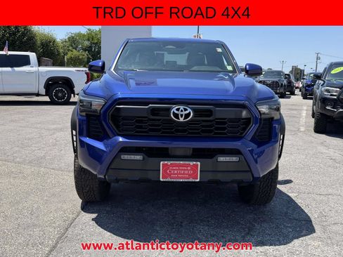 Used 2024 Toyota Tacoma TRD Off-Road AWD/4WD image 8