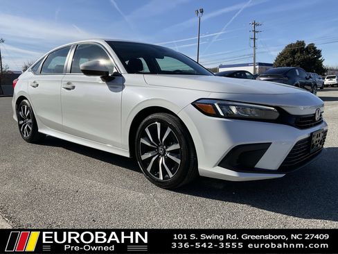 Used 2023 Honda Civic EX image 24